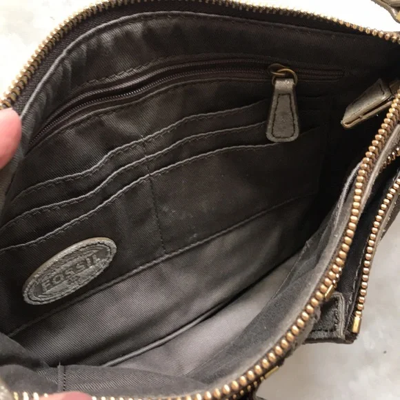 Fossil shimmer metallic Leather small Crossbody - Picture 7 of 13